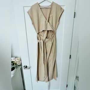 Aritzia Wilfred Linen-Blend Cutout Jumpsuit